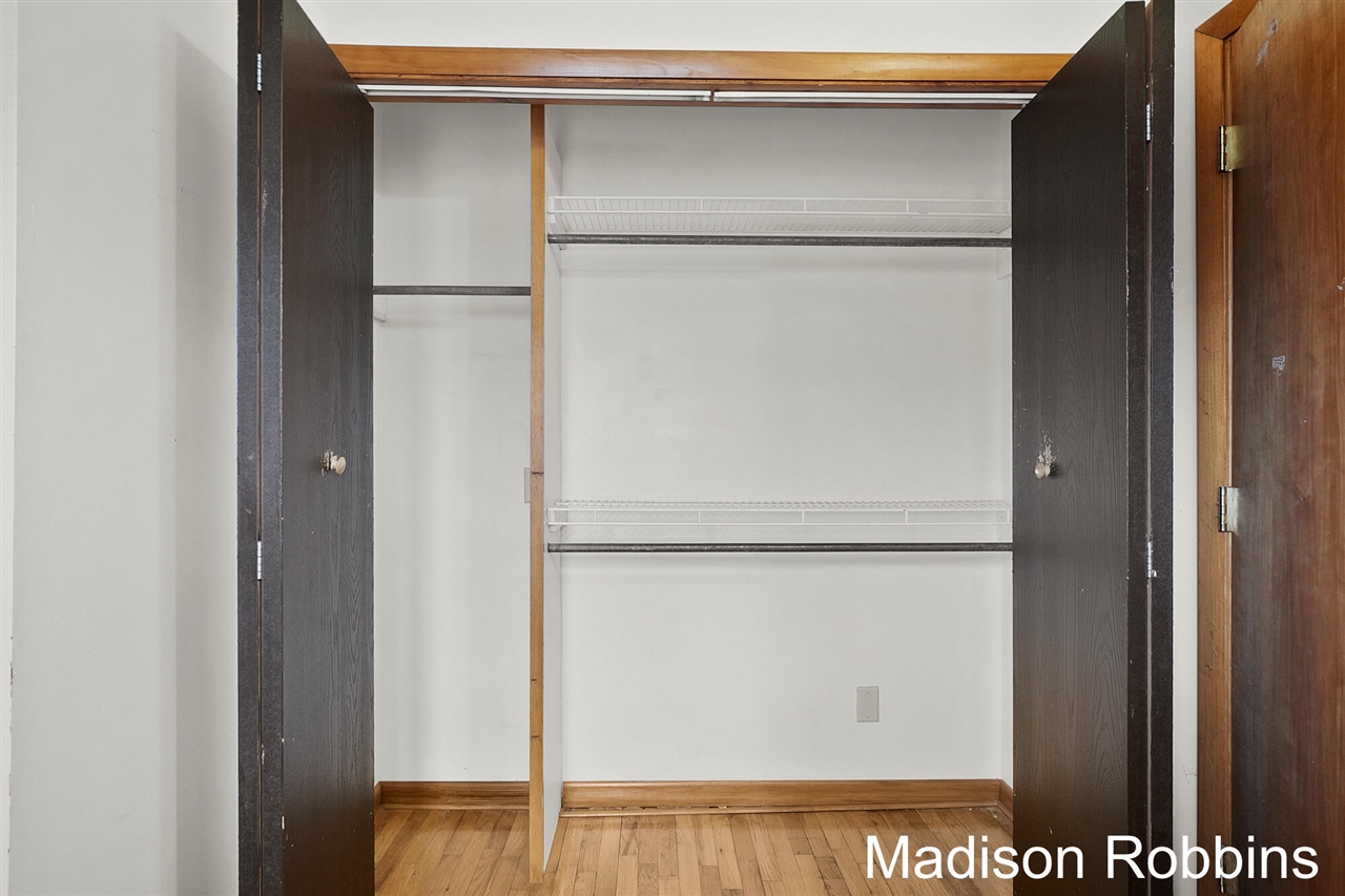 966 Roberts Street, Muskegon, MI, 49442-3729