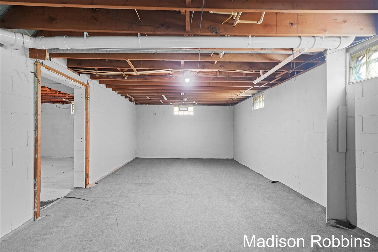 966 Roberts Street, Muskegon, MI, 49442-3729