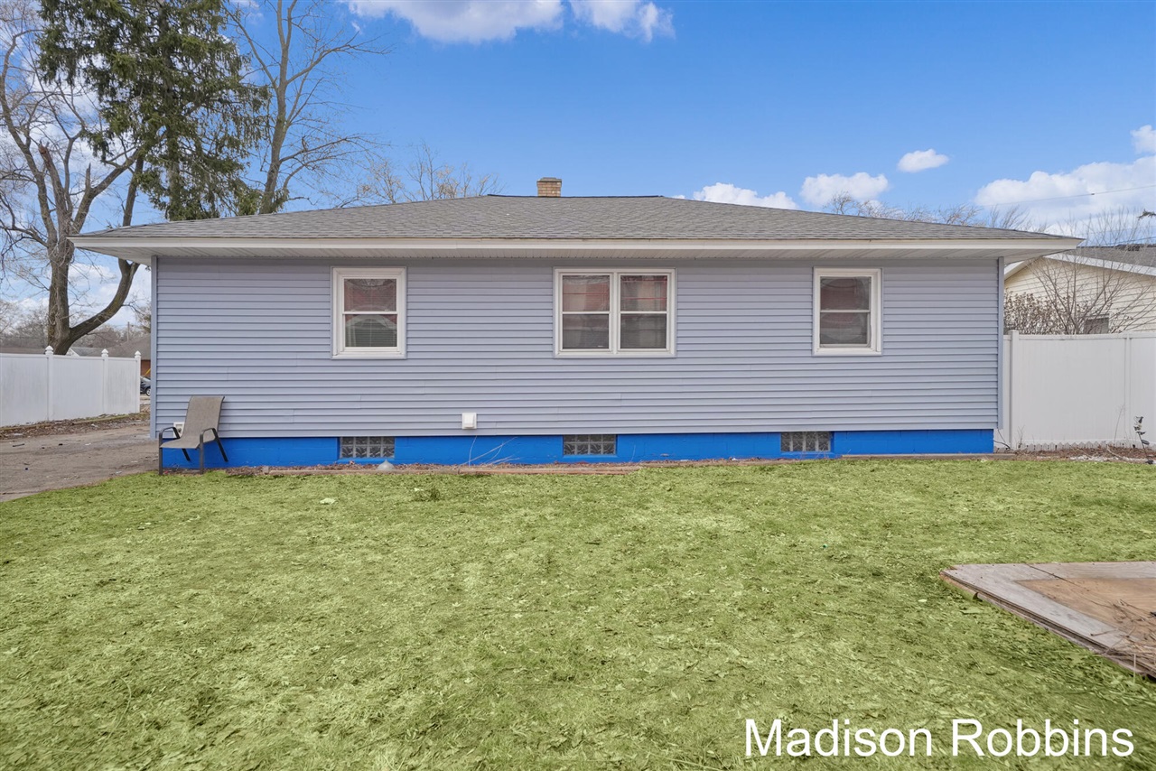 966 Roberts Street, Muskegon, MI, 49442-3729