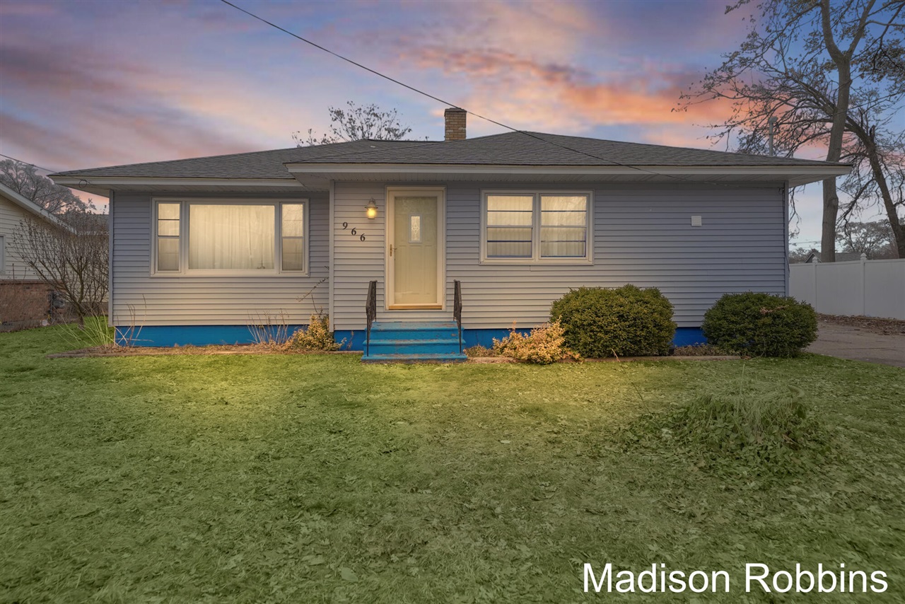 966 Roberts Street, Muskegon, MI, 49442-3729