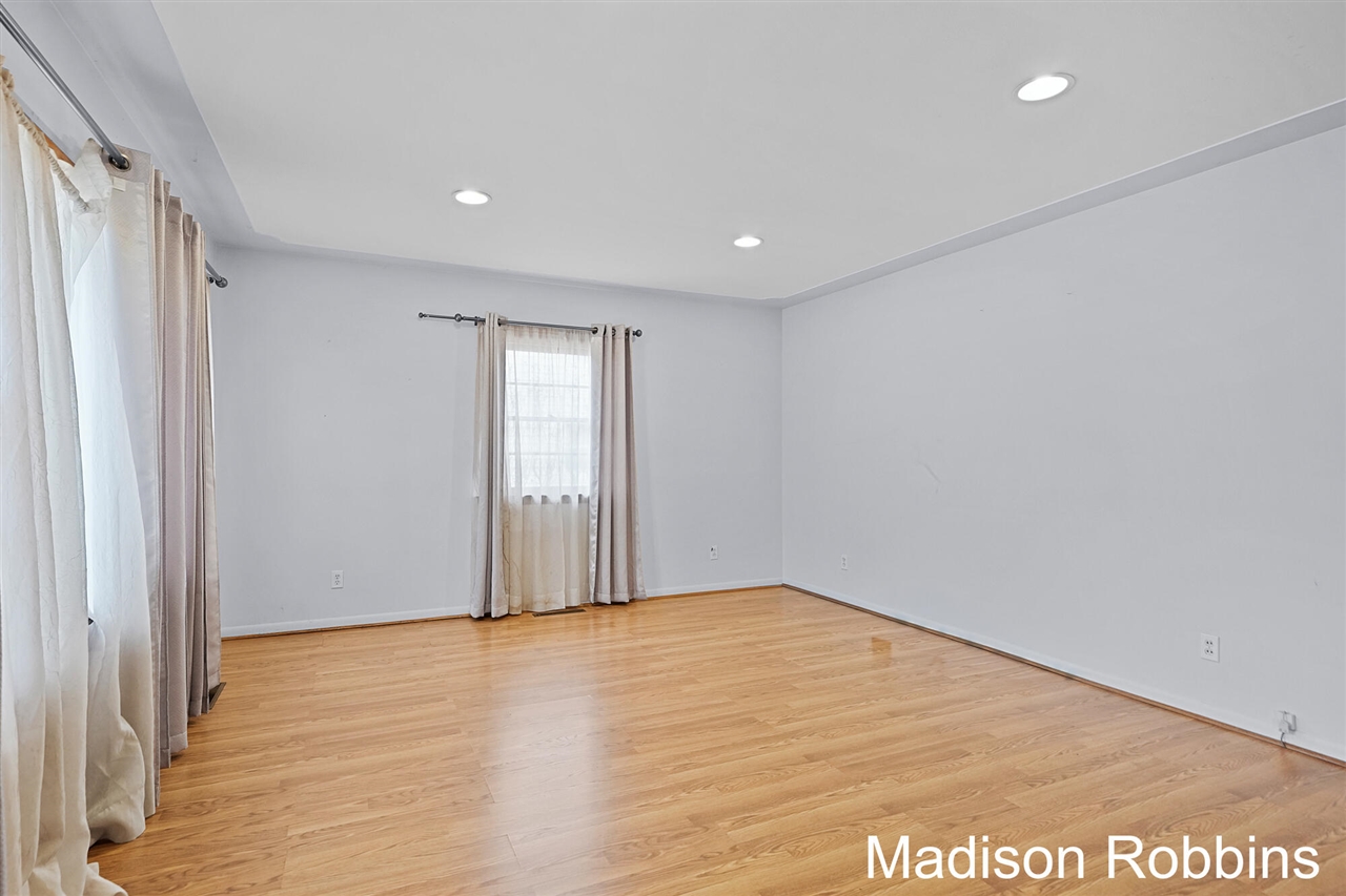 966 Roberts Street, Muskegon, MI, 49442-3729