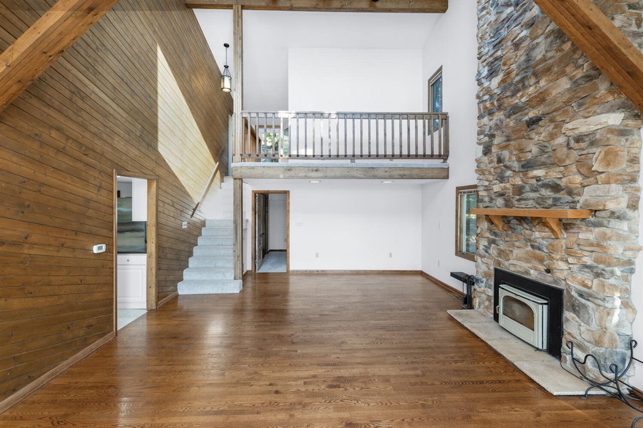 24199 N Shore Drive, Edwardsburg, MI, 49112-8511