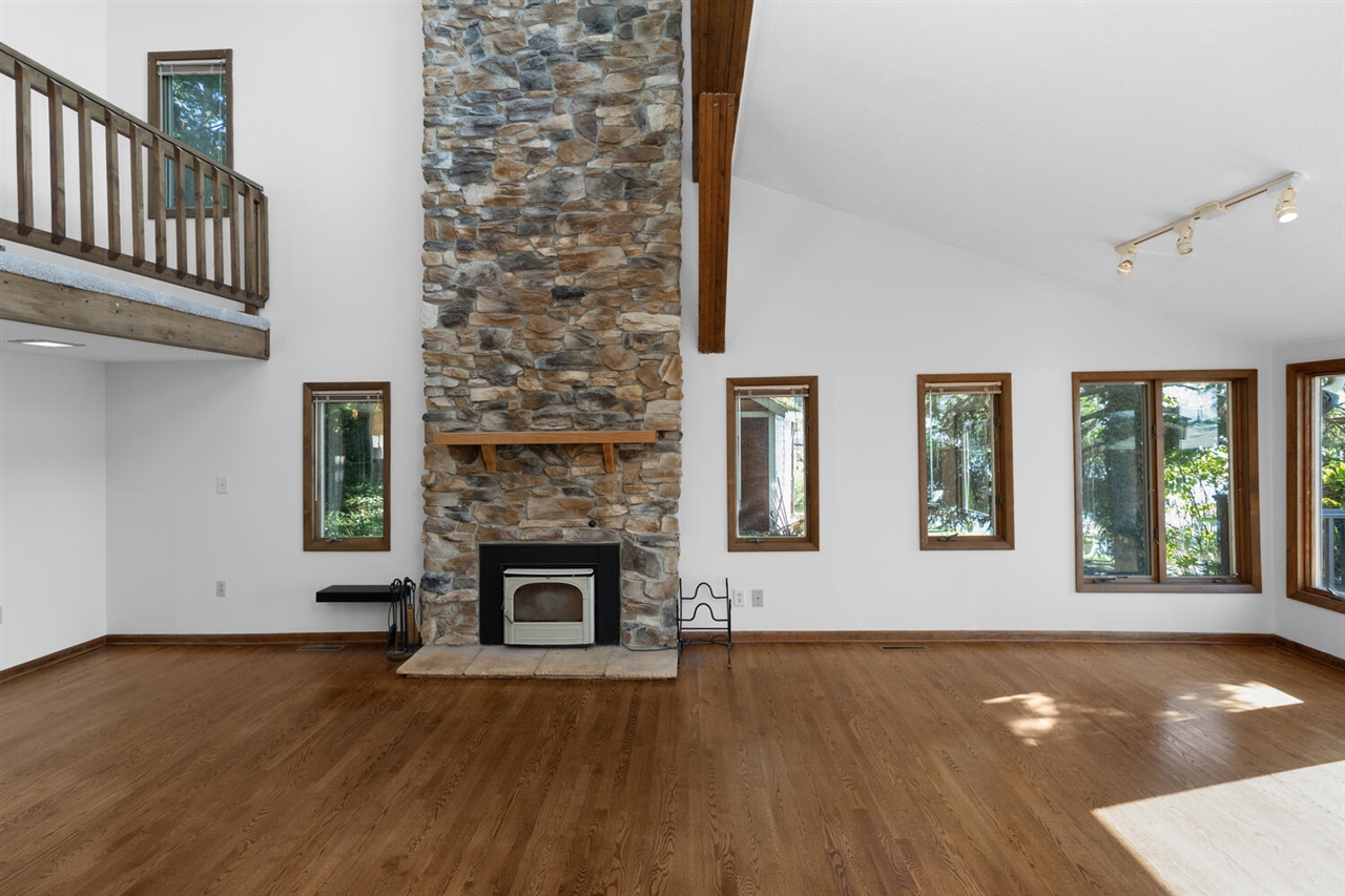 24199 N Shore Drive, Edwardsburg, MI, 49112-8511