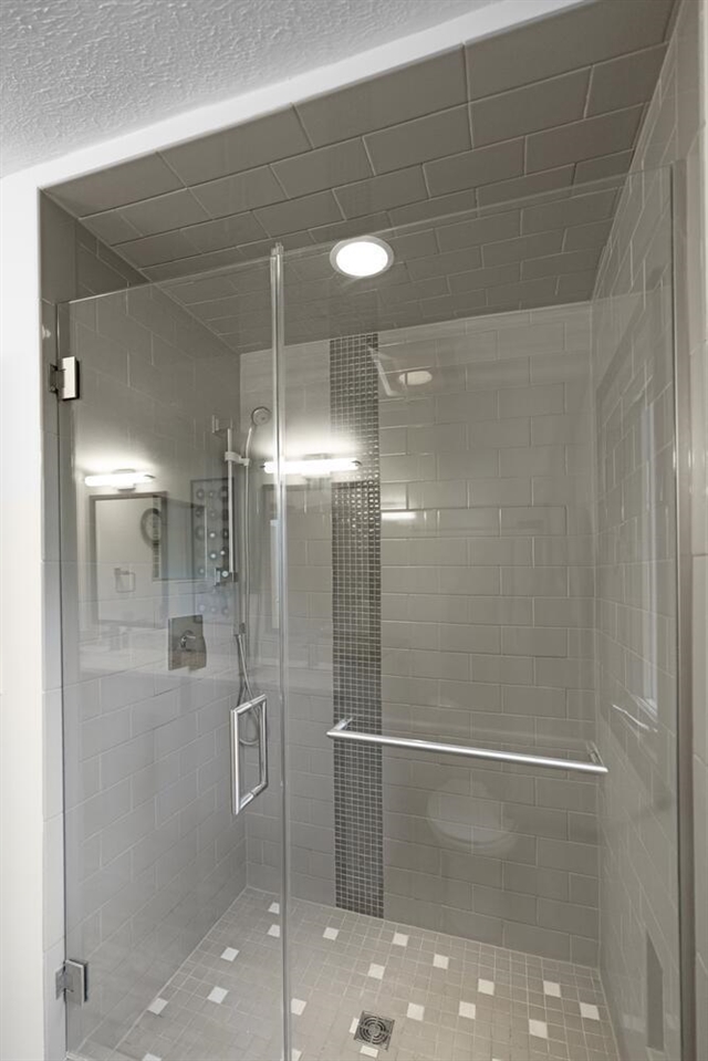 24199 N Shore Drive, Edwardsburg, MI, 49112-8511