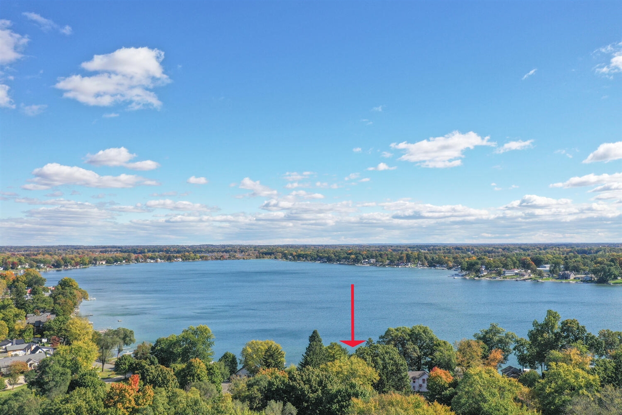 24199 N Shore Drive, Edwardsburg, MI, 49112-8511