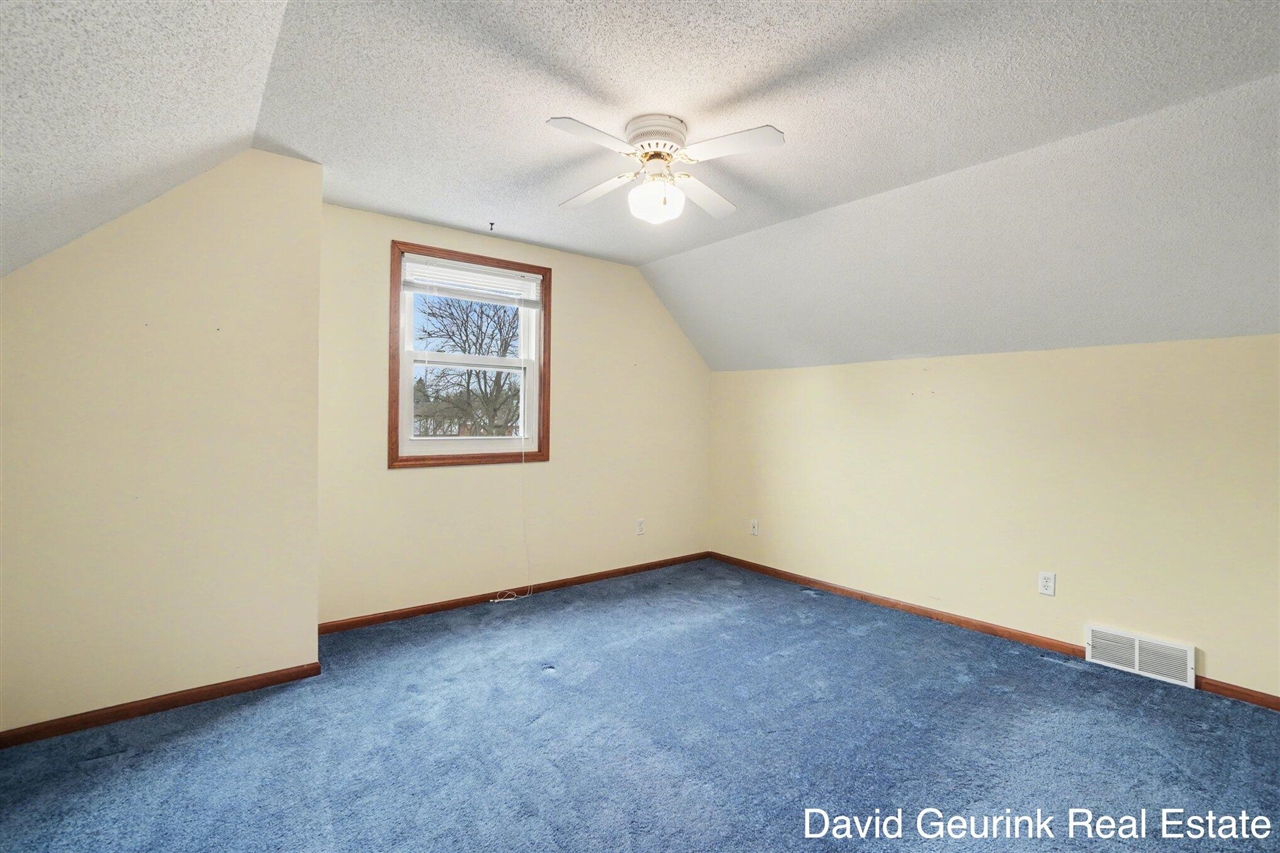 Holland, MI, 49423-3831