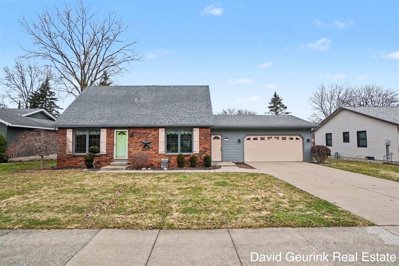 Holland, MI, 49423-3831