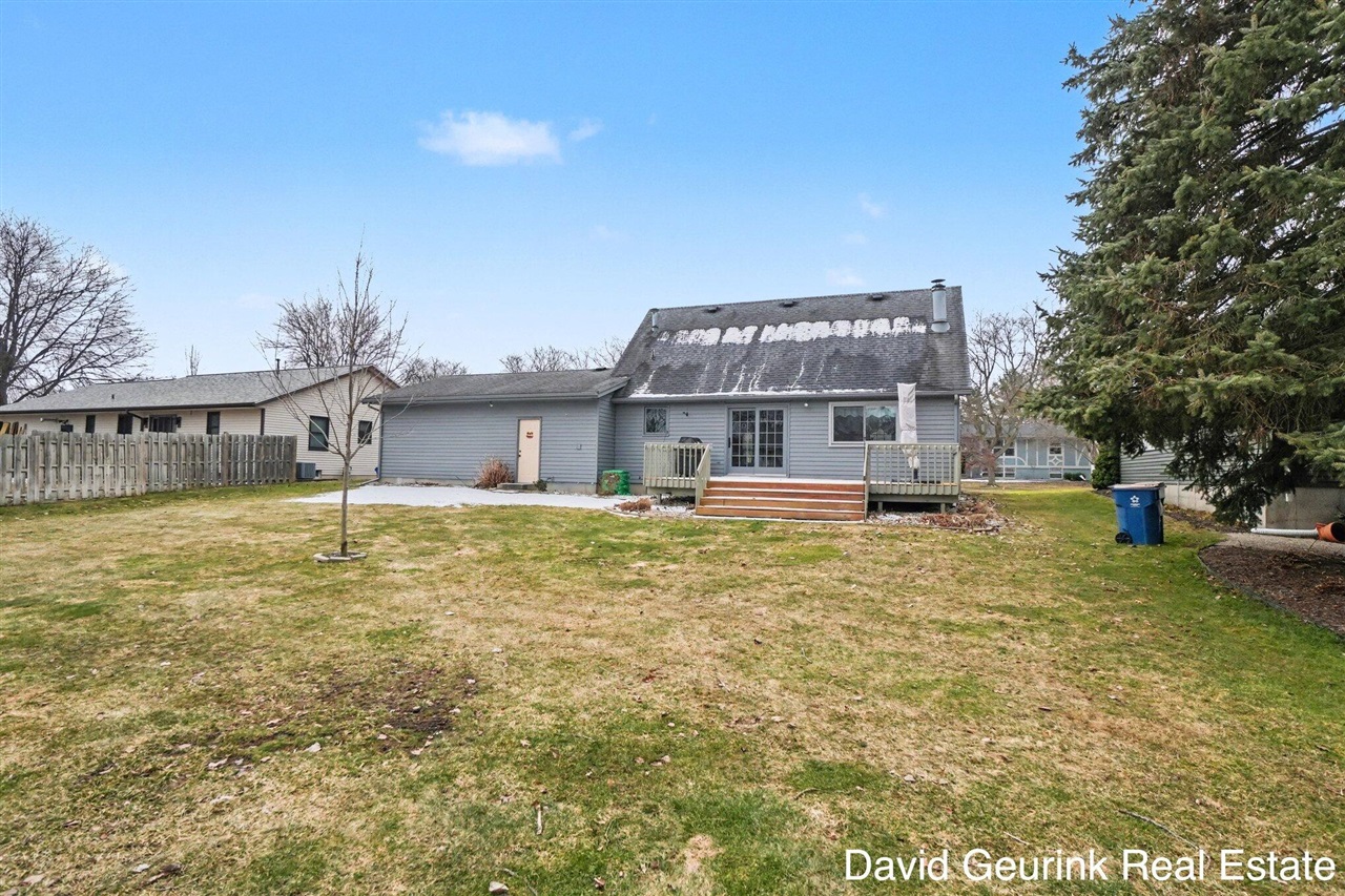 Holland, MI, 49423-3831