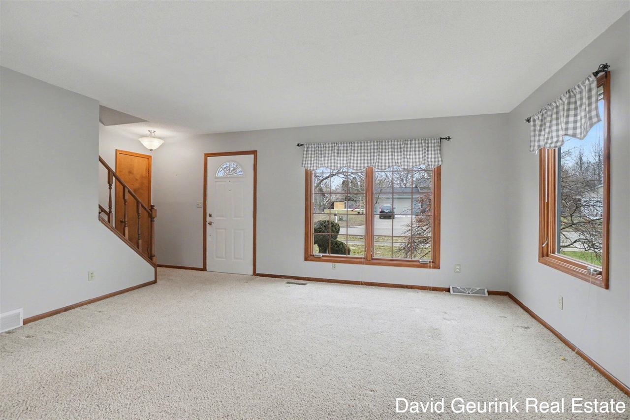 Holland, MI, 49423-3831