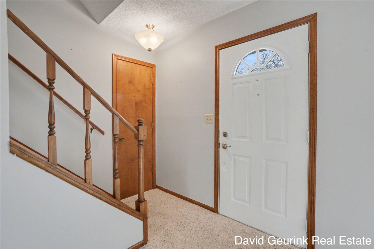 Holland, MI, 49423-3831