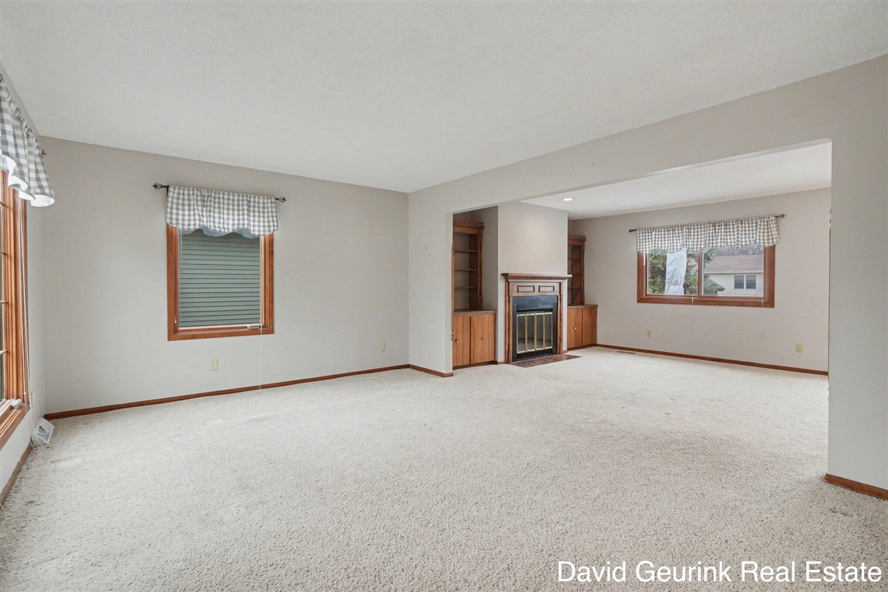 Holland, MI, 49423-3831