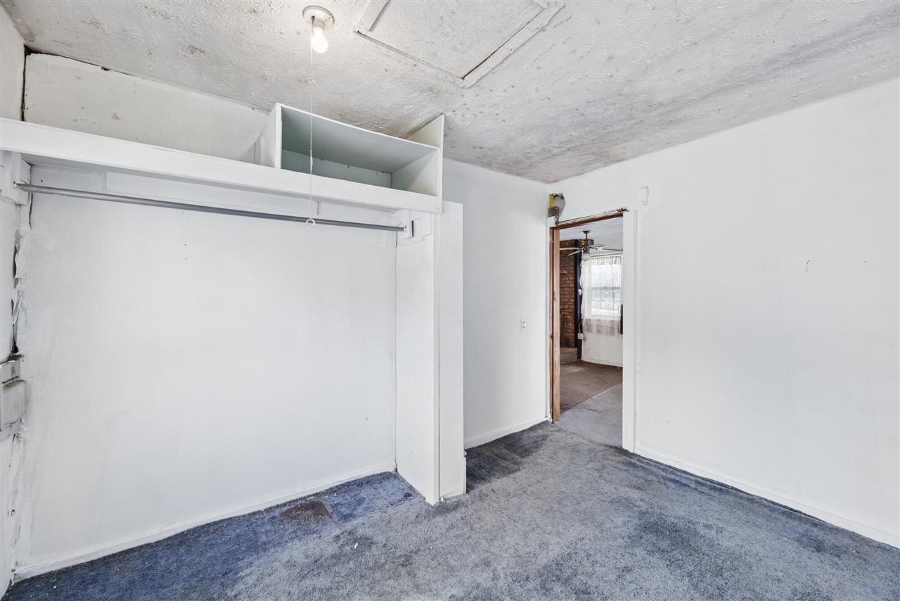 4812 Spring Creek Road, Three Oaks, MI, 49128-9783