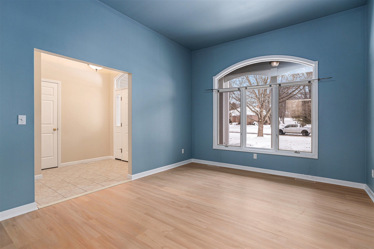 146 Steamburg Drive, East Leroy, MI, 49051-9783