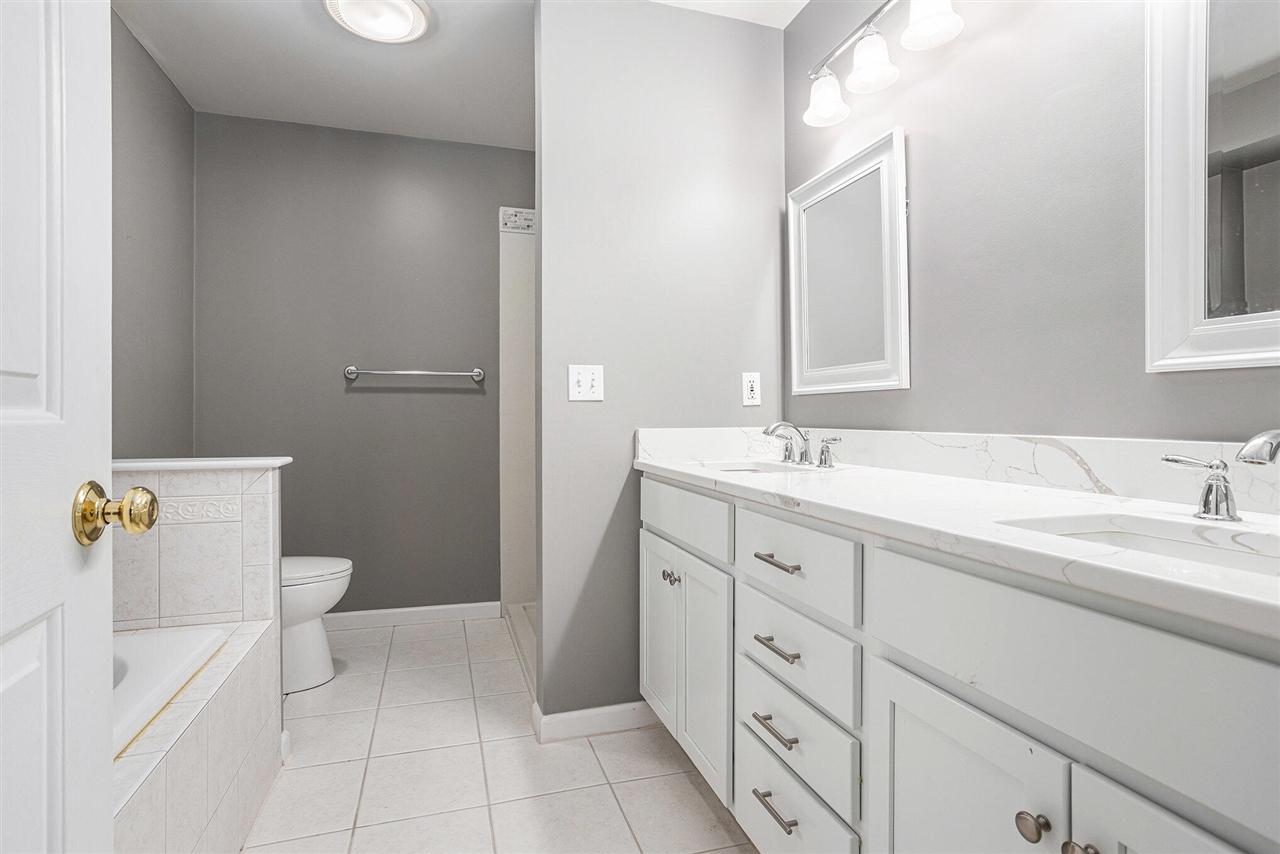 146 Steamburg Drive, East Leroy, MI, 49051-9783