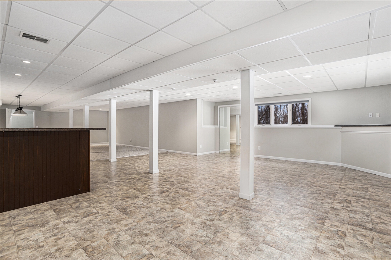 146 Steamburg Drive, East Leroy, MI, 49051-9783