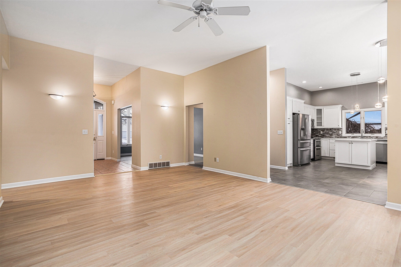 146 Steamburg Drive, East Leroy, MI, 49051-9783