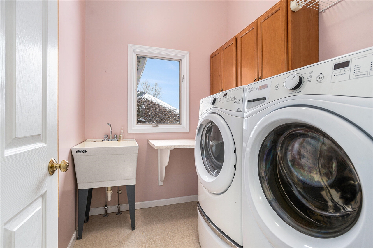 146 Steamburg Drive, East Leroy, MI, 49051-9783