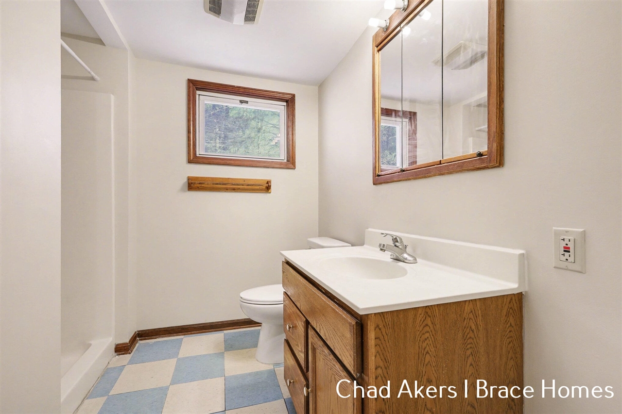 9555 Eastern Avenue, Byron Center, MI, 49315-9311