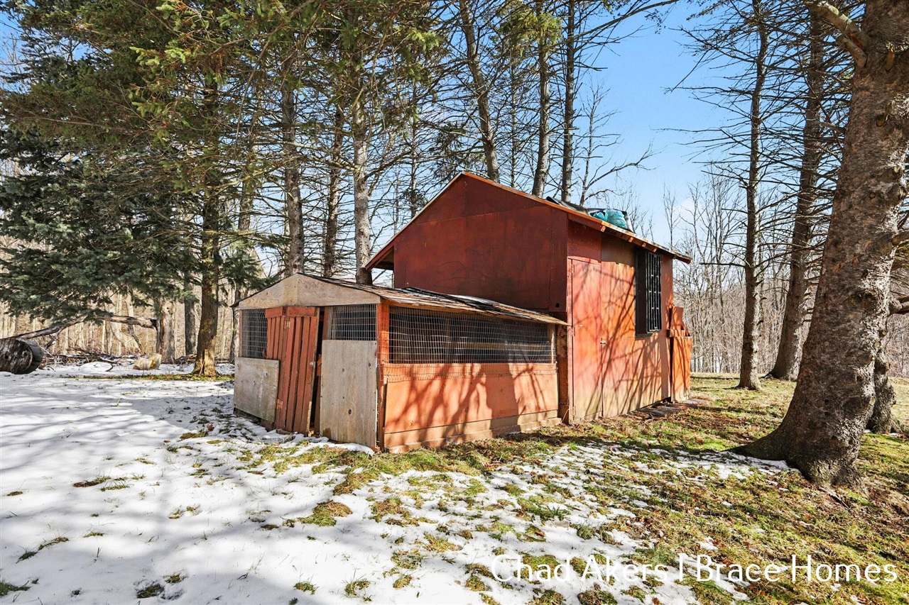 9555 Eastern Avenue, Byron Center, MI, 49315-9311