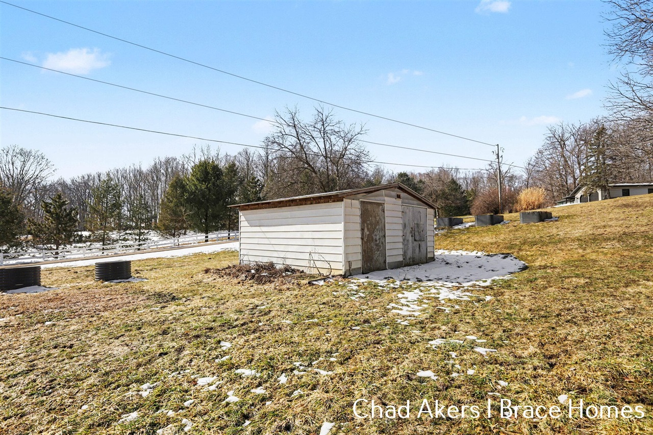 9555 Eastern Avenue, Byron Center, MI, 49315-9311