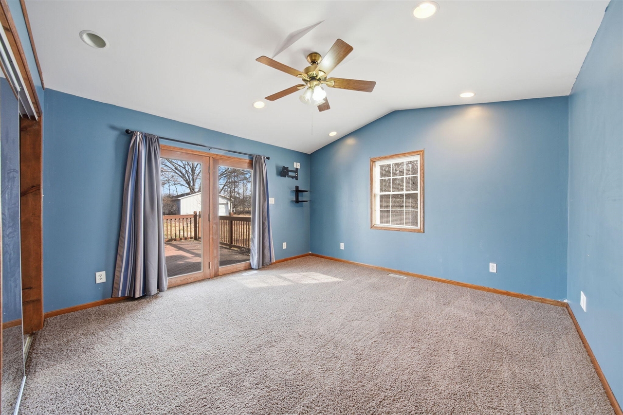 211 Hackett Street, Jackson, MI, 49202-2817