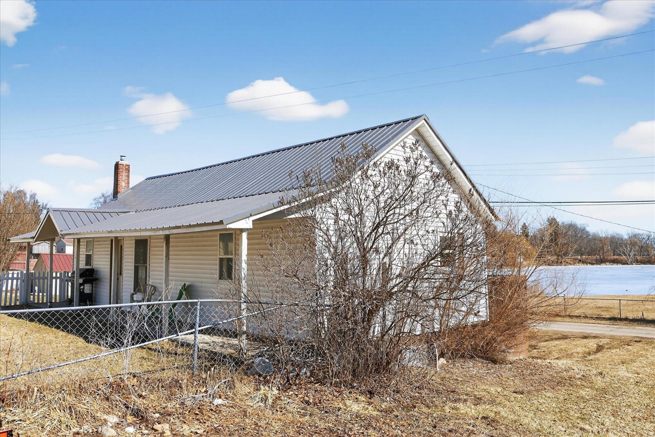 277 S Cass Street, Morley, MI, 49336-9267