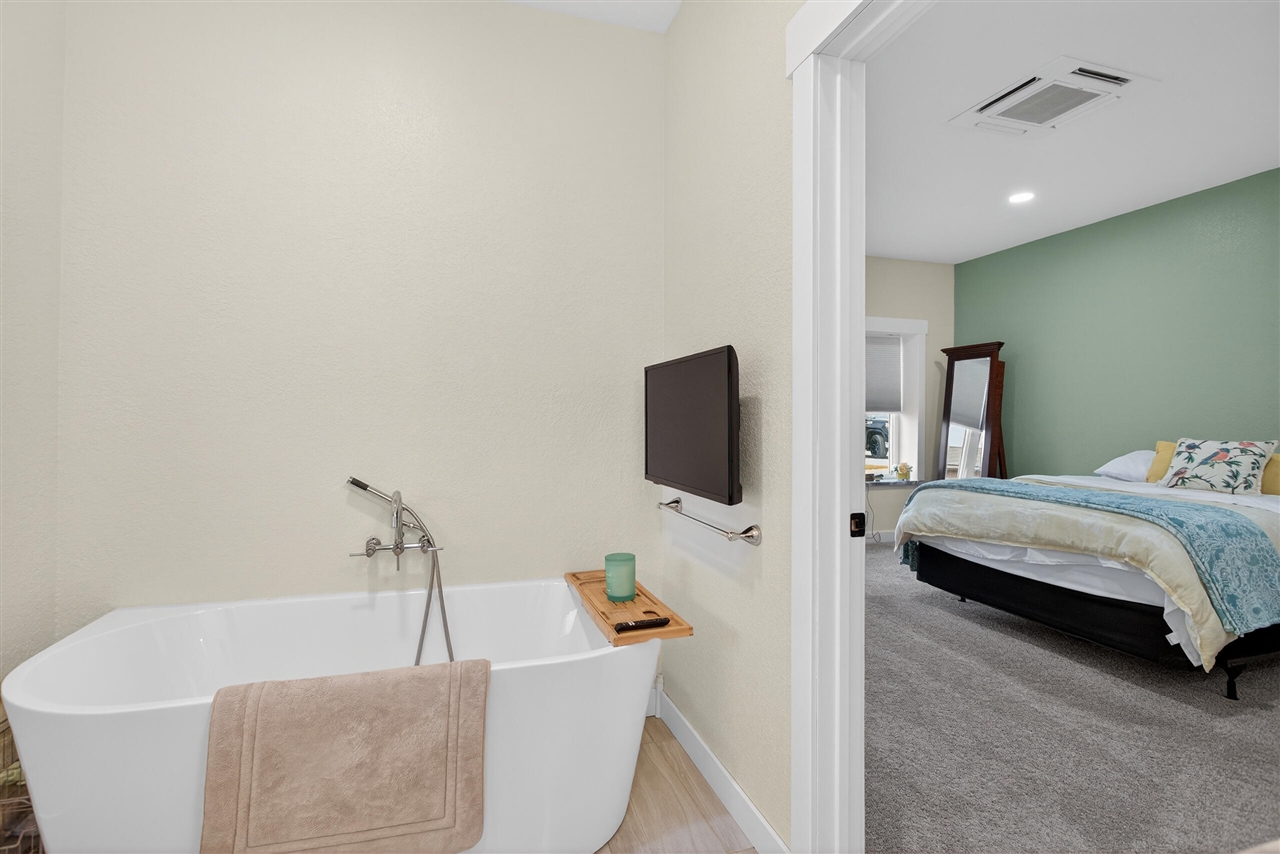 8700 E Mosherville Road, Horton, MI, 49246-9601