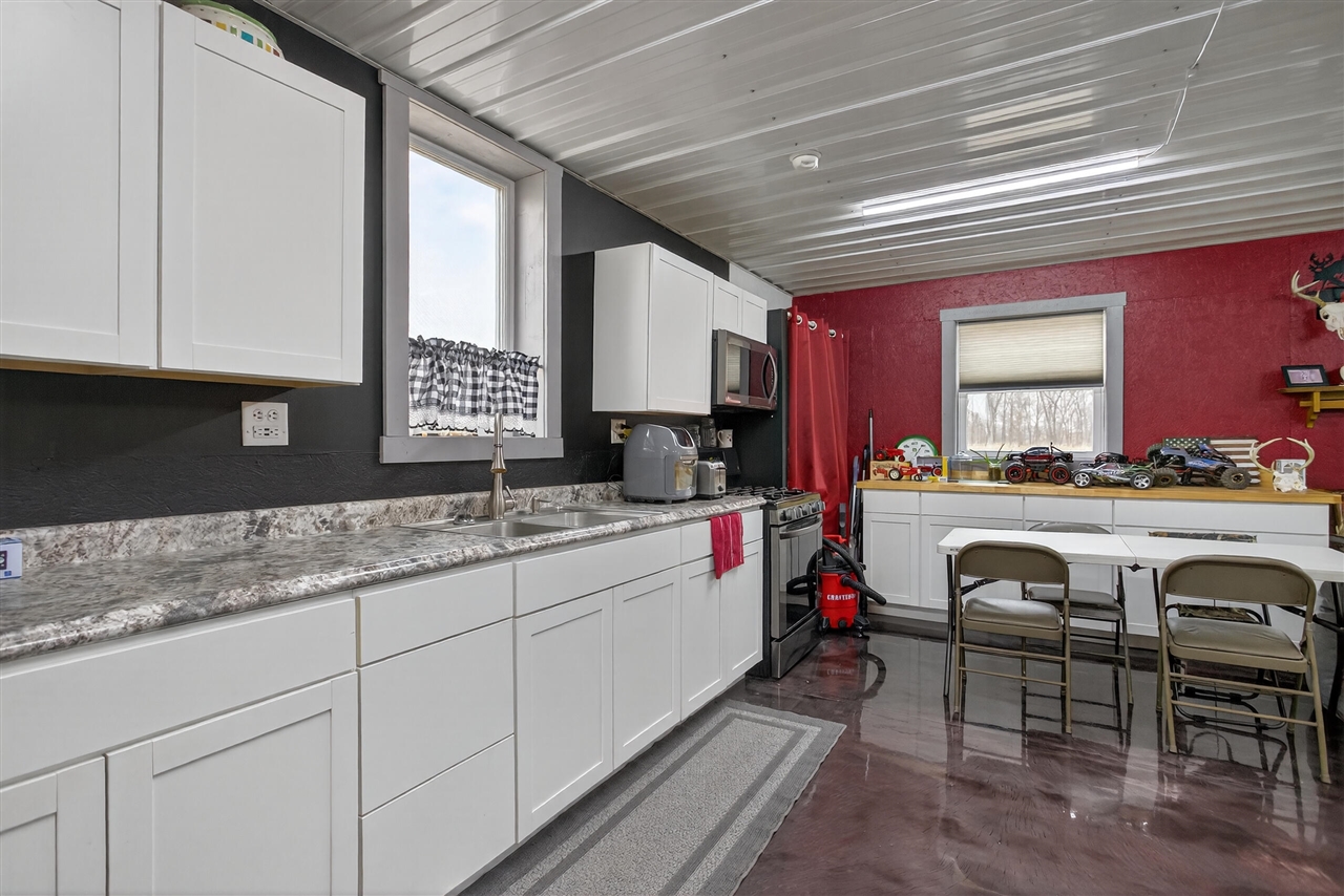 8700 E Mosherville Road, Horton, MI, 49246-9601