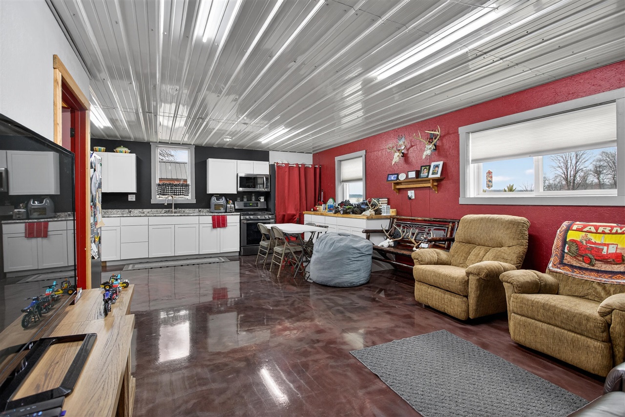 8700 E Mosherville Road, Horton, MI, 49246-9601