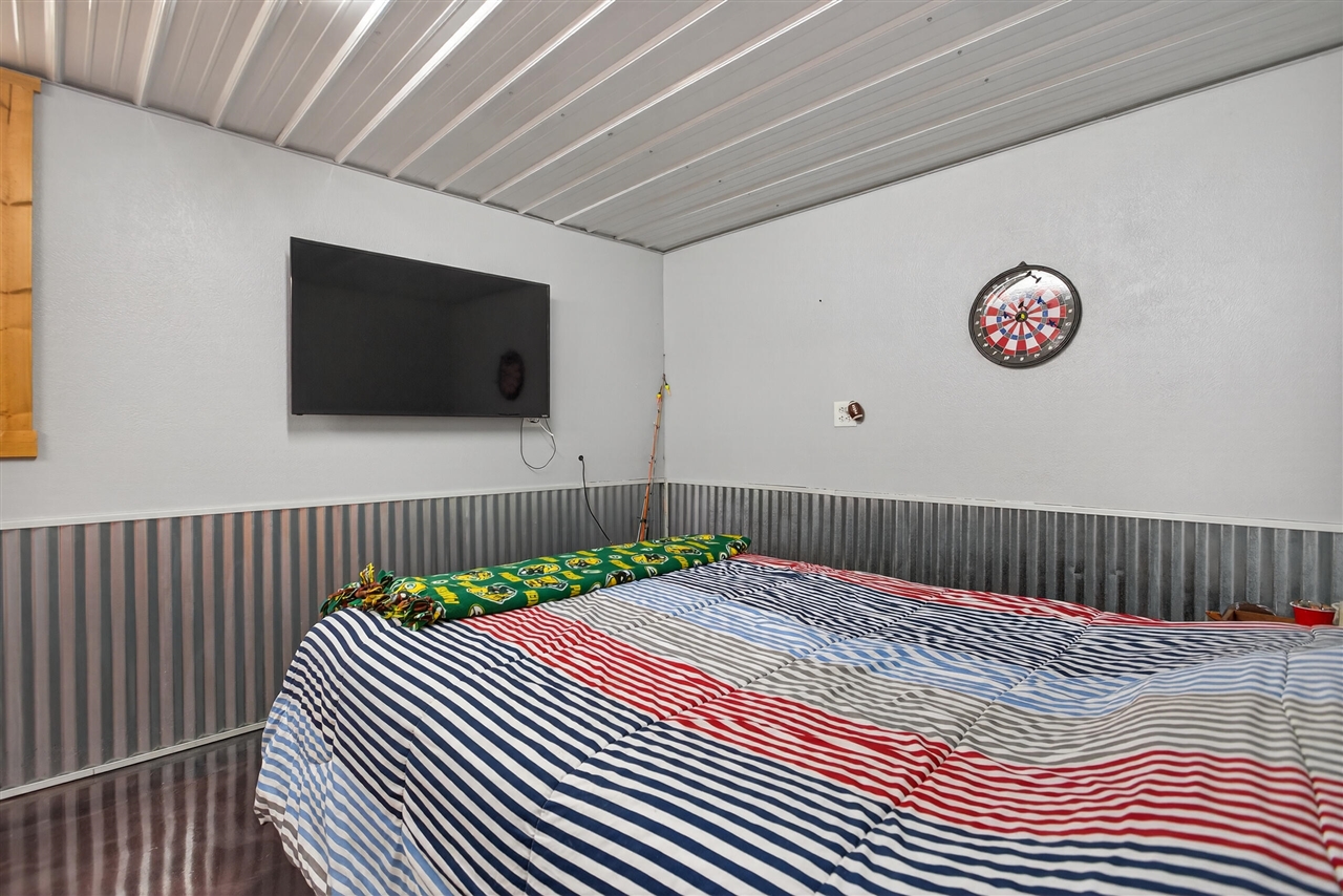 8700 E Mosherville Road, Horton, MI, 49246-9601