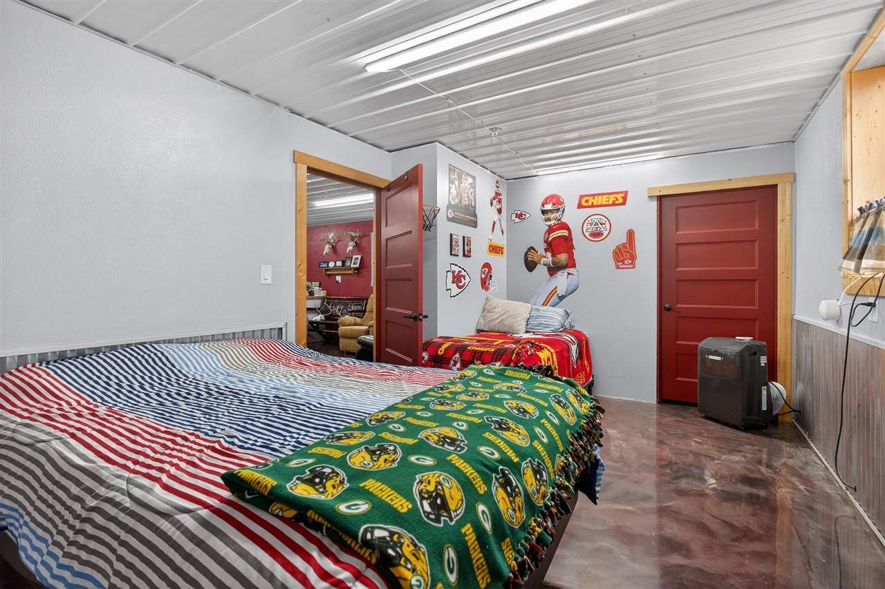 8700 E Mosherville Road, Horton, MI, 49246-9601