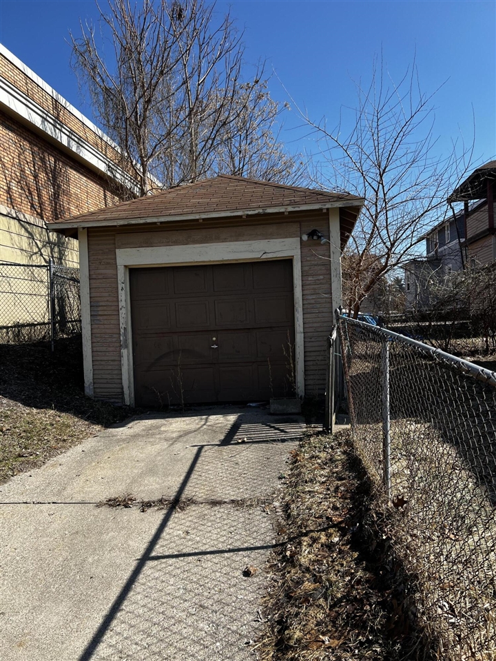 Homes for sale in Grand Rapids, MI | 1035 Alexander St, Grand Rapids, MI 49507 | MLS# 70517942