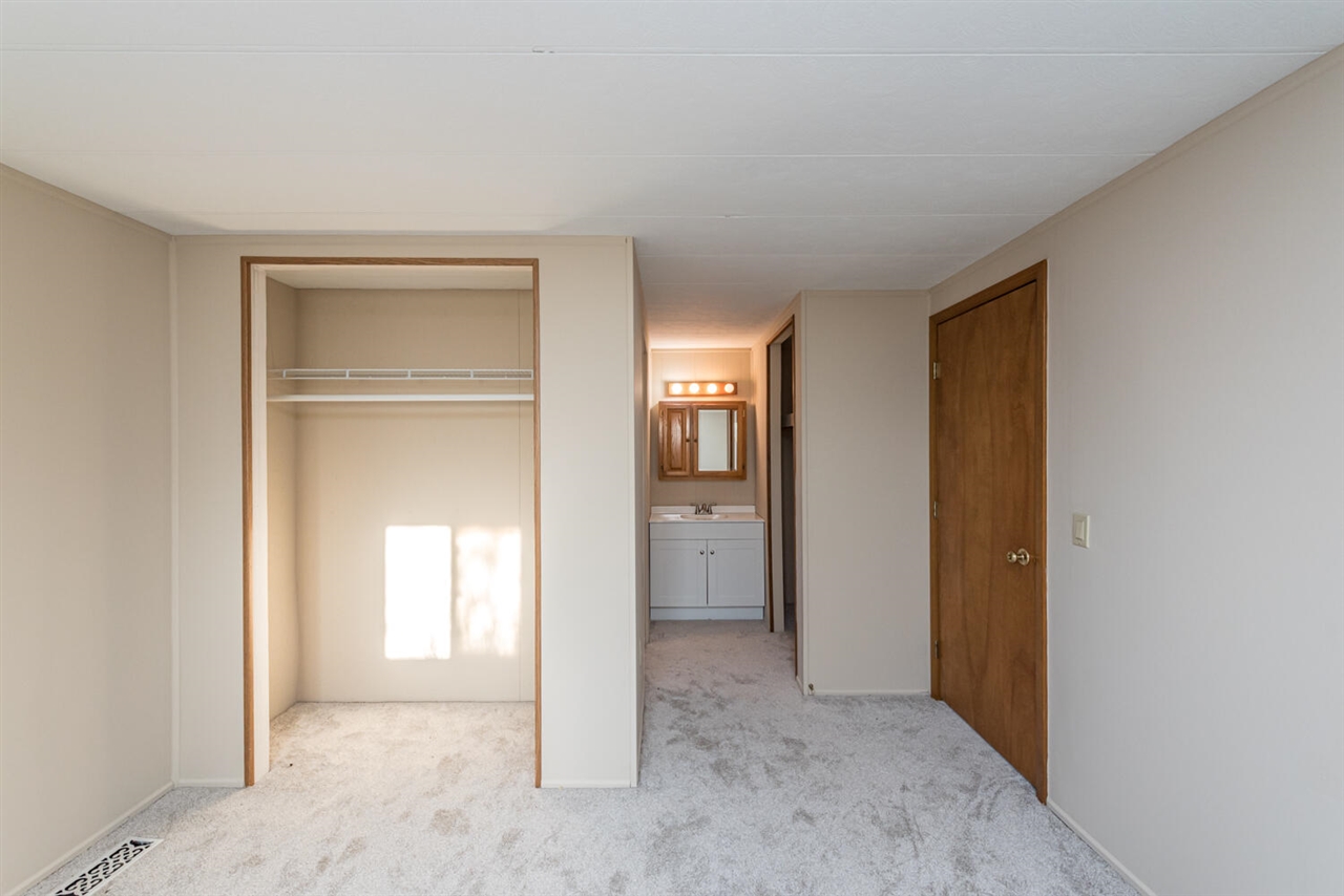 19820 Ivey Road, Chelsea, MI, 48118-9479