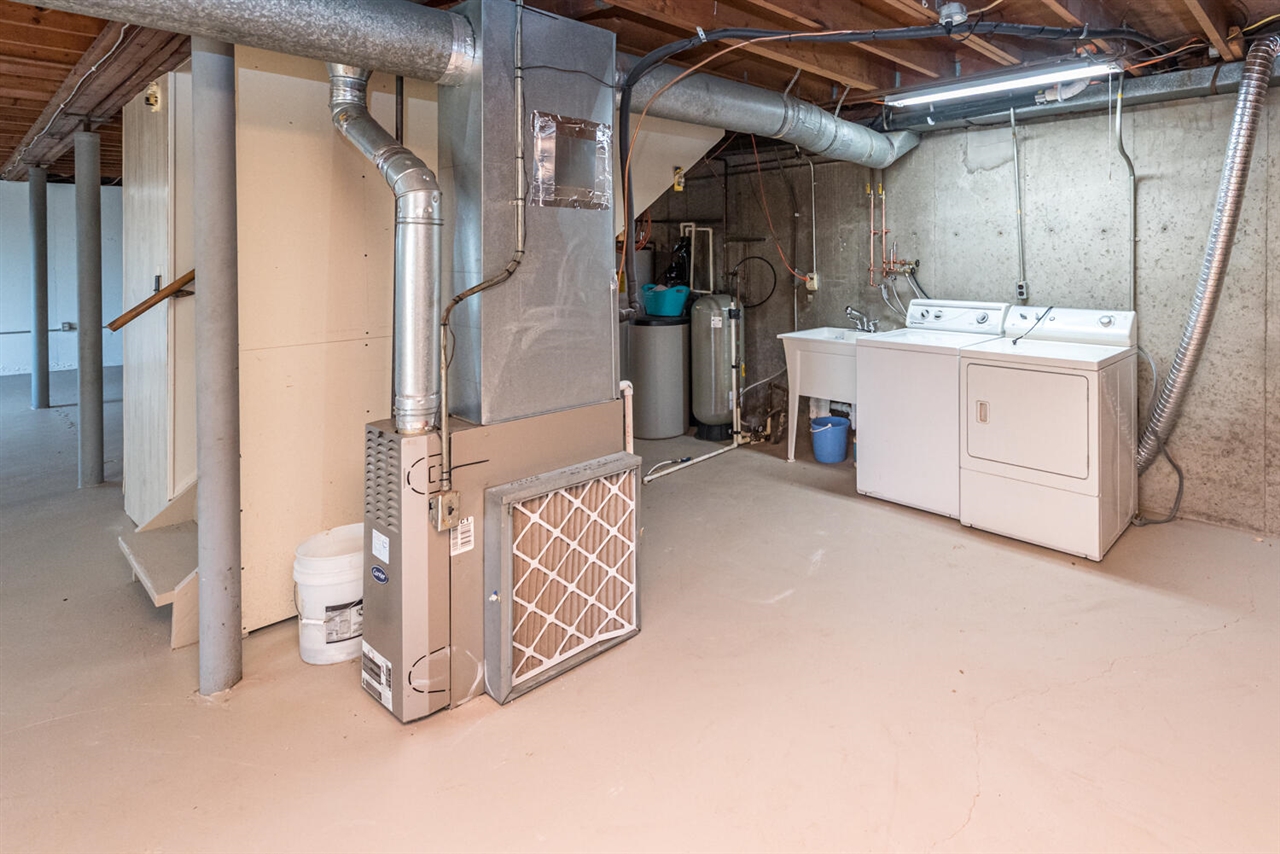 19820 Ivey Road, Chelsea, MI, 48118-9479