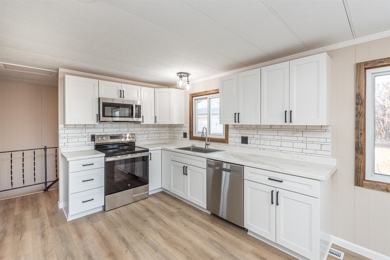 19820 Ivey Road, Chelsea, MI, 48118-9479