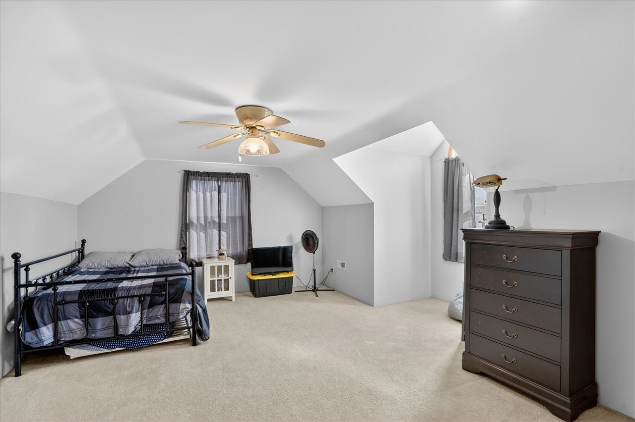 Jackson, MI, 49201-9379