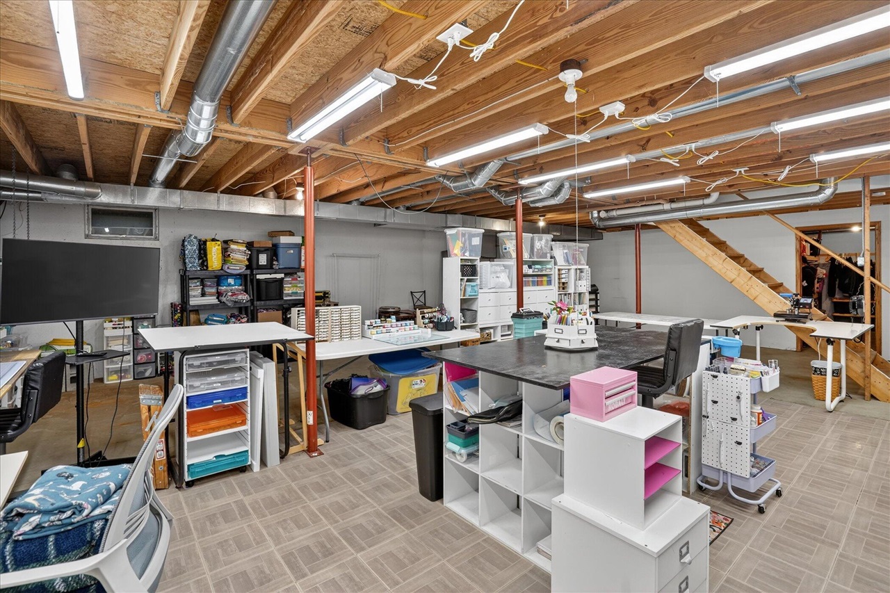 Jackson, MI, 49201-9379