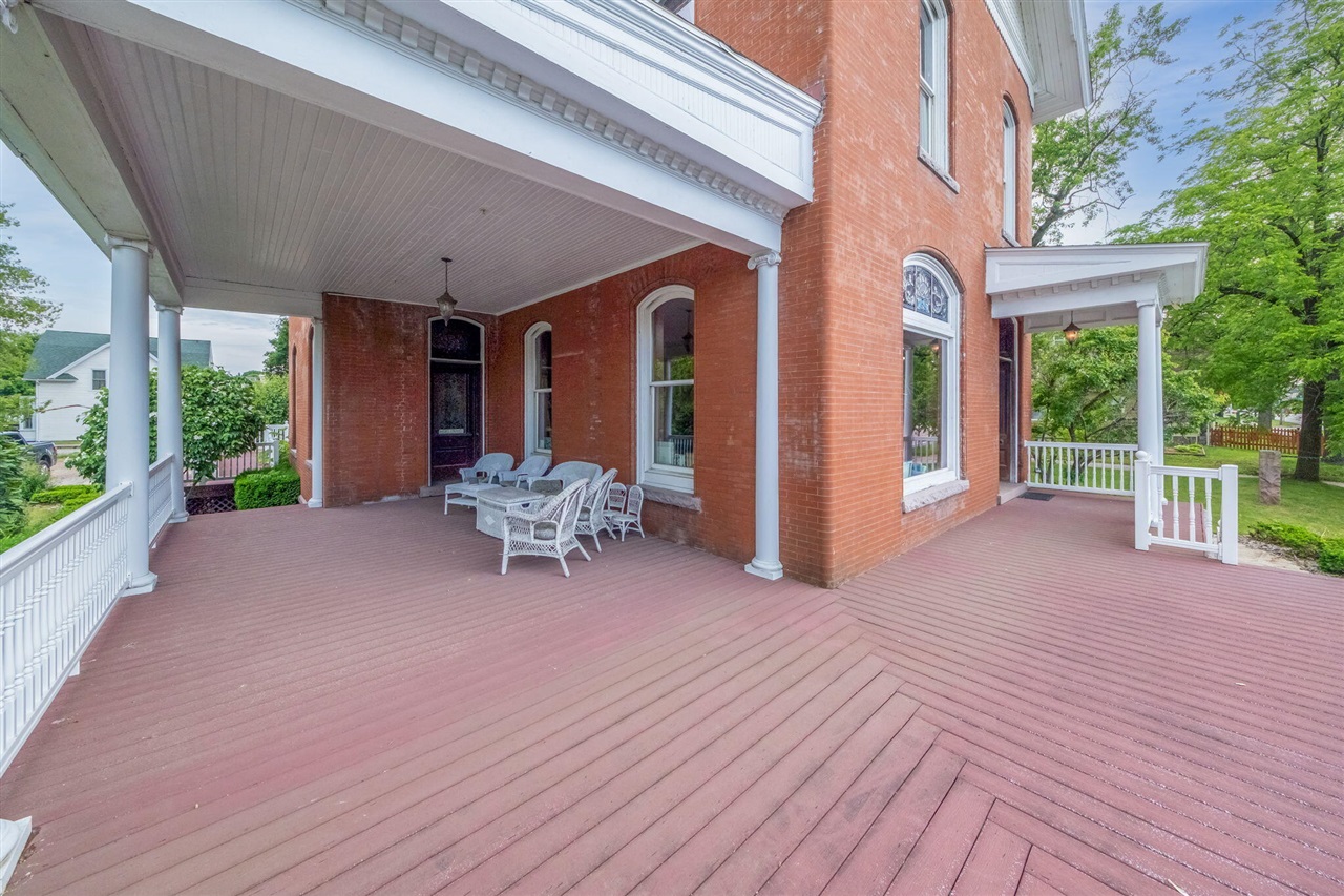 414 Maple Street, Big Rapids, MI, 49307