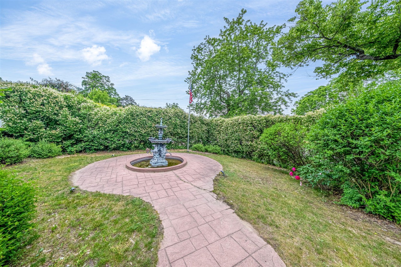 414 Maple Street, Big Rapids, MI, 49307