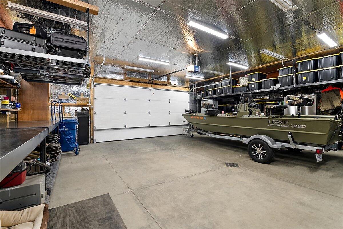 6185 E Dave Street, Newaygo, MI, 49337-8200