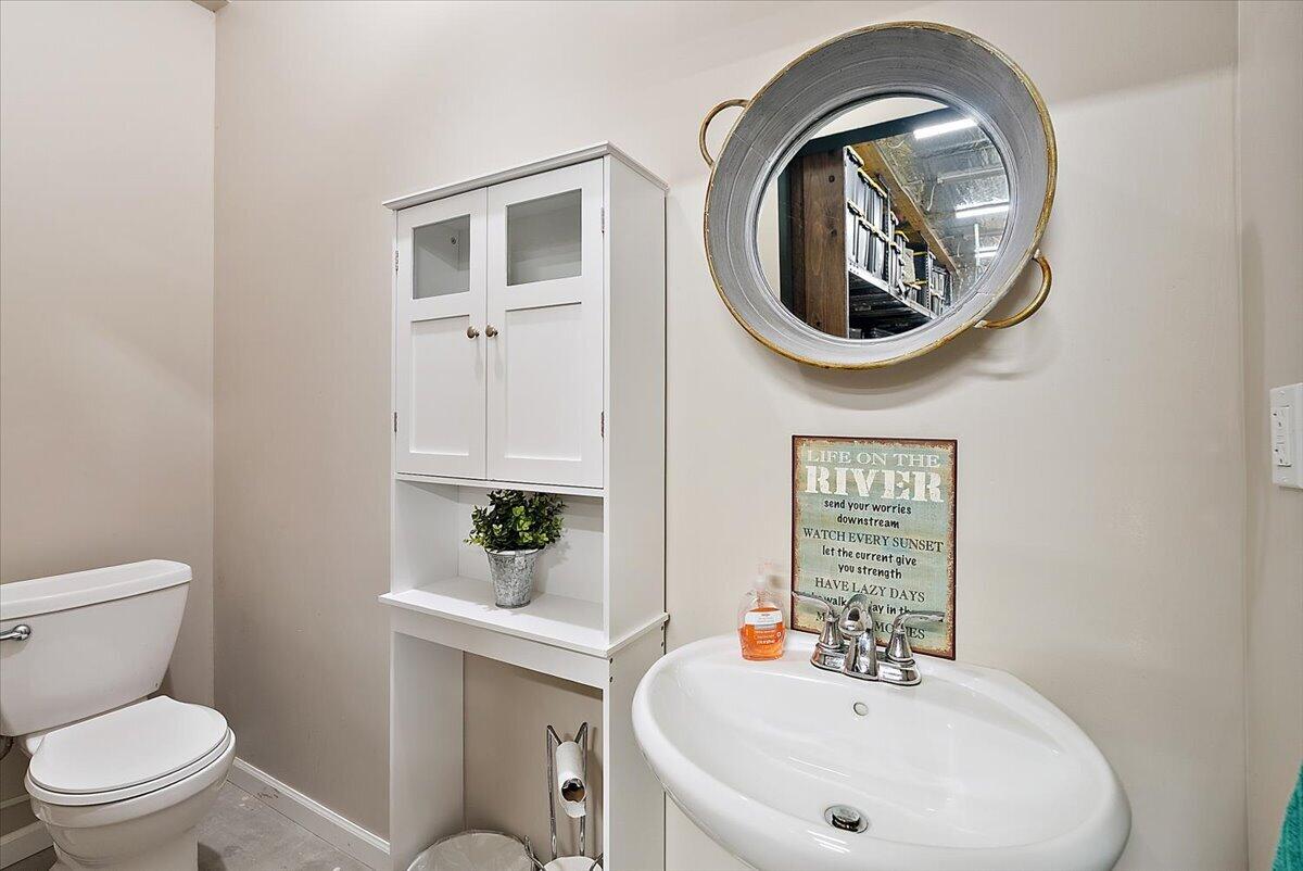 6185 E Dave Street, Newaygo, MI, 49337-8200