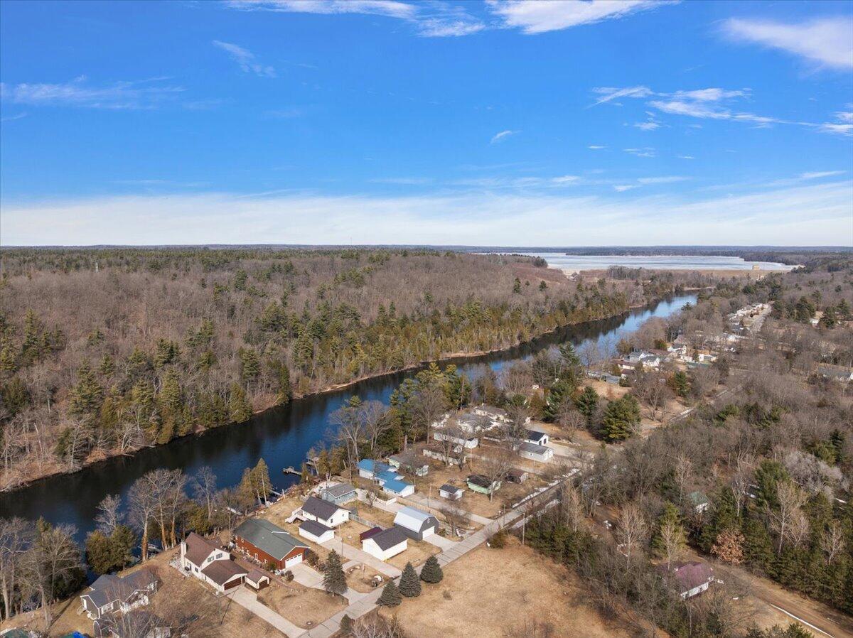 6185 E Dave Street, Newaygo, MI, 49337-8200