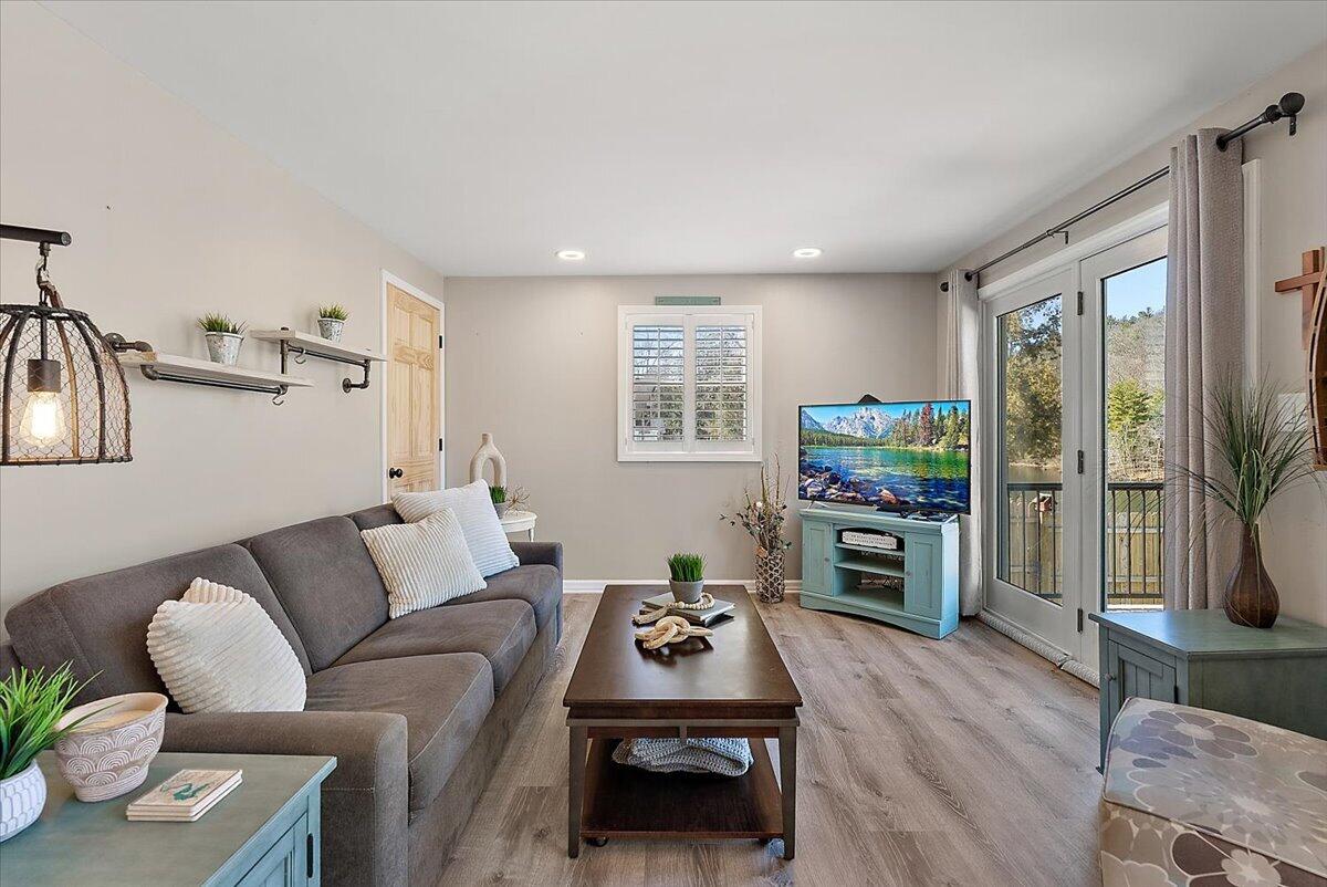 6185 E Dave Street, Newaygo, MI, 49337-8200