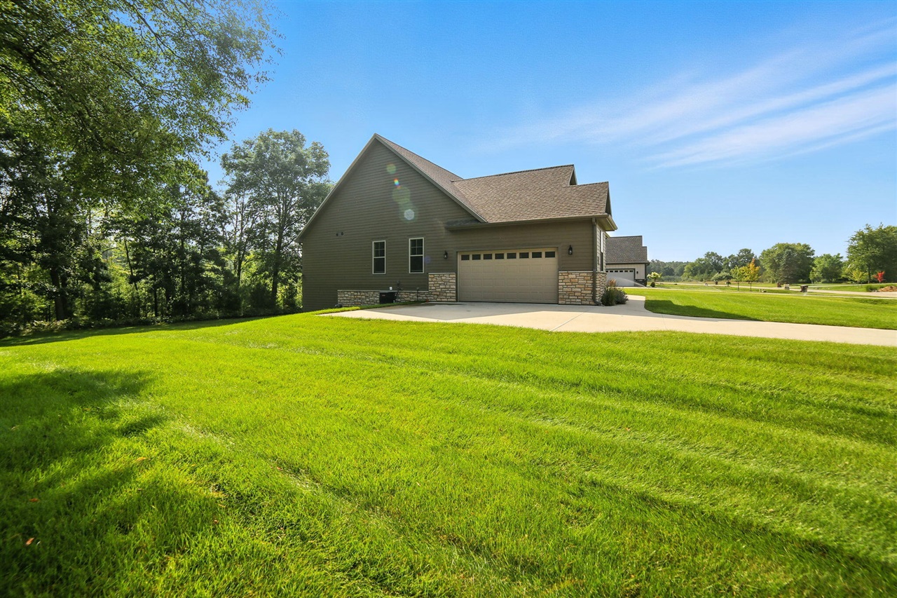 11310 Killarney Drive photo 5