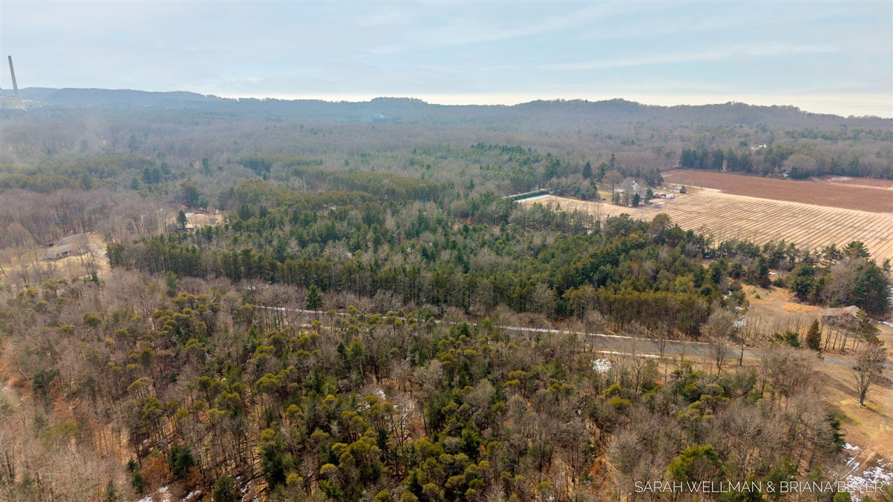 VL Hiawatha Drive, West Olive, MI, 49460-9756