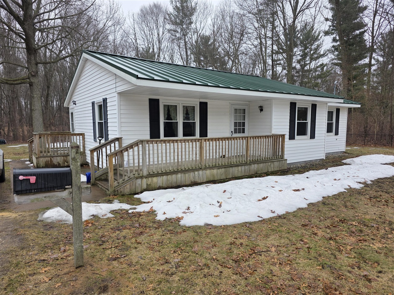 Homes for sale in Holton, MI | 8216 Holton Duck Lake Rd, Holton, MI 49425 | MLS# 70518007