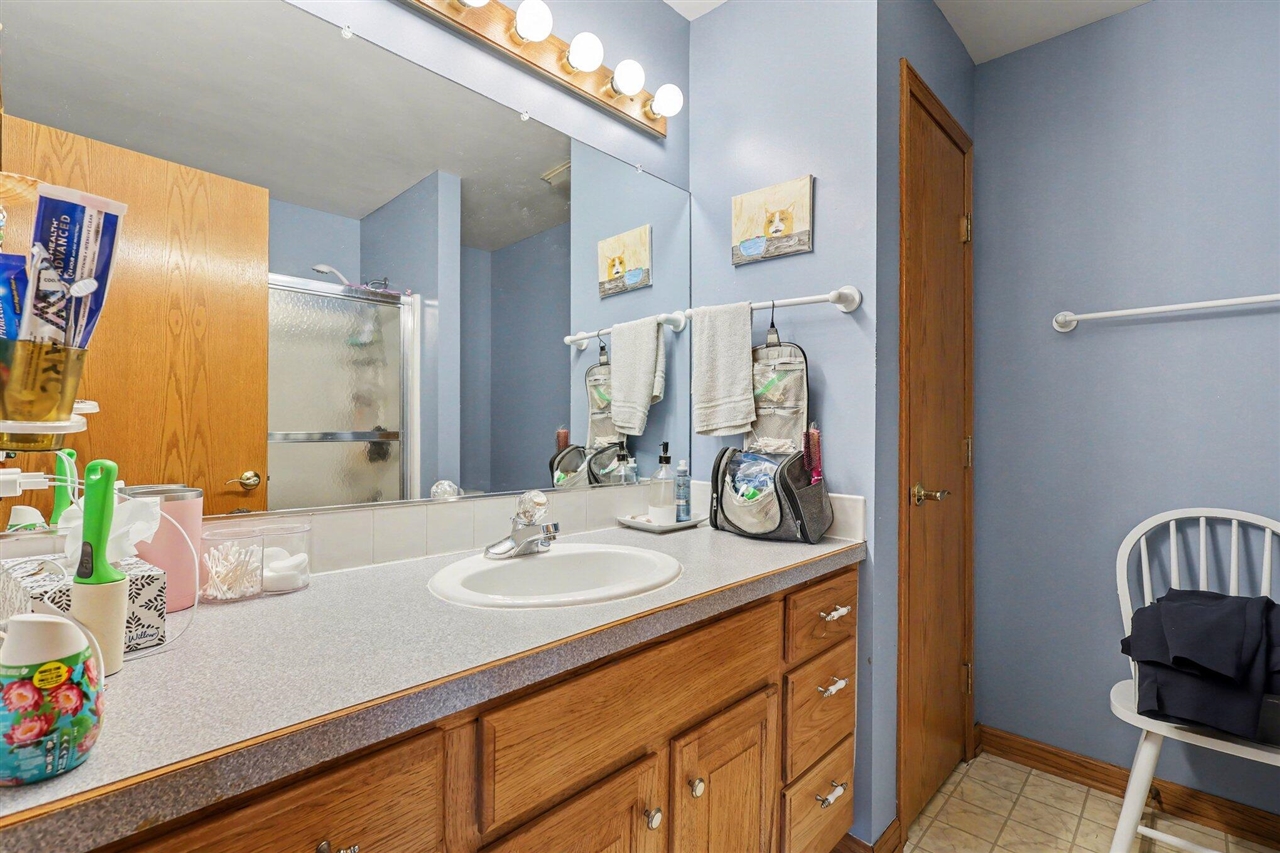 3694 142nd Avenue, Holland, MI, 49424-1267