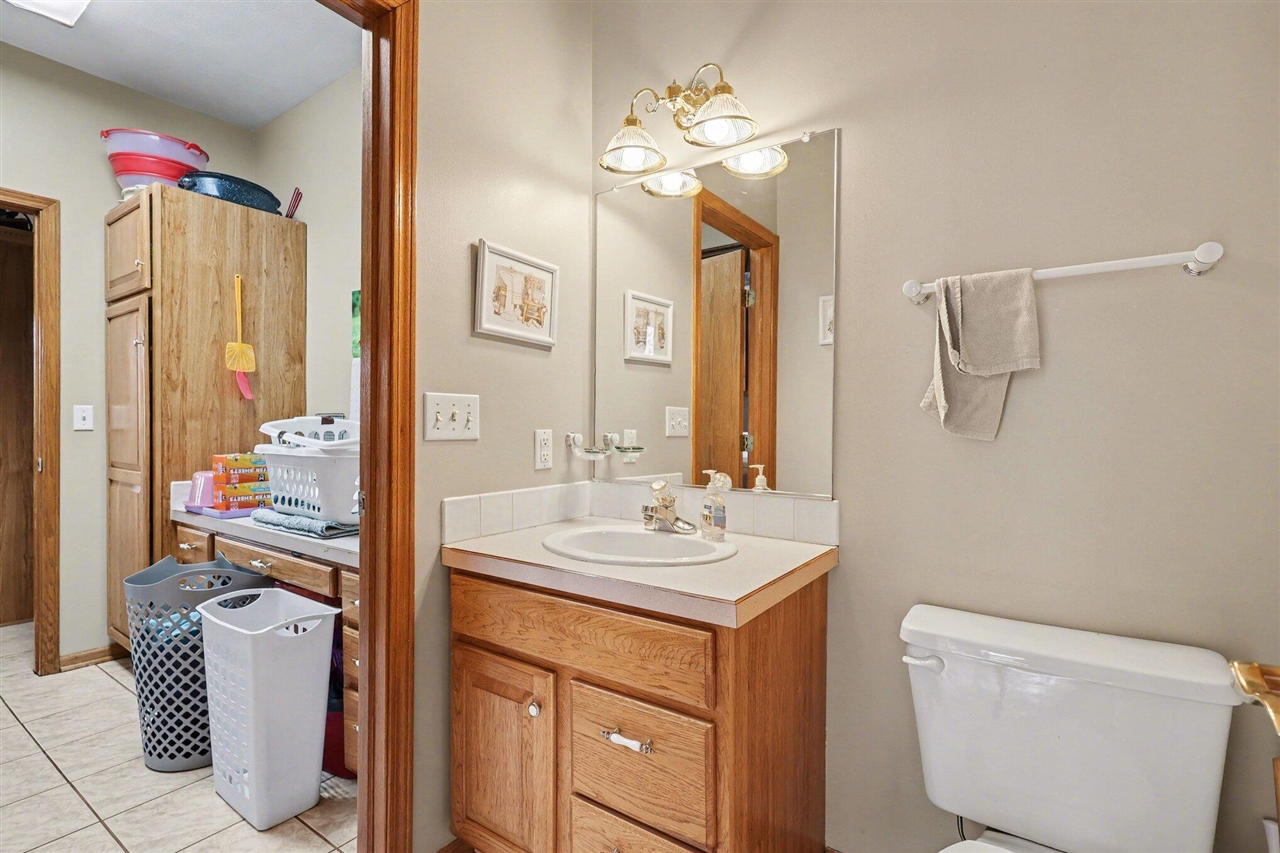 3694 142nd Avenue, Holland, MI, 49424-1267