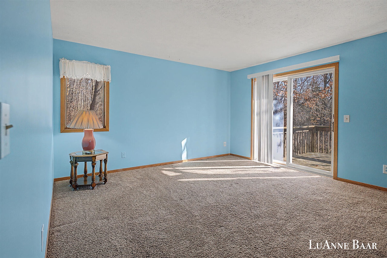 8050 Oakview Ridge Drive, Rockford, MI, 49341