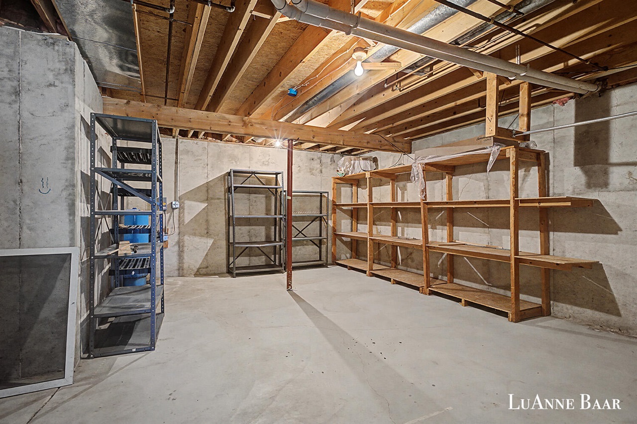 8050 Oakview Ridge Drive, Rockford, MI, 49341